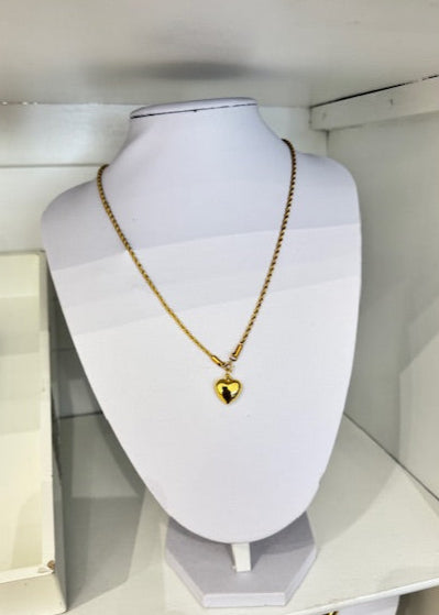 LIVIE Puffy Heart Necklace