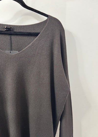The Pink Door One Size V-Neck Sweater Brown