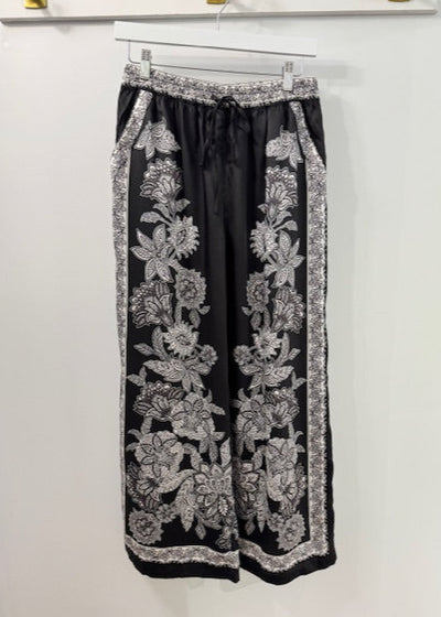 The Pink Door Black and White Floral Print Pants