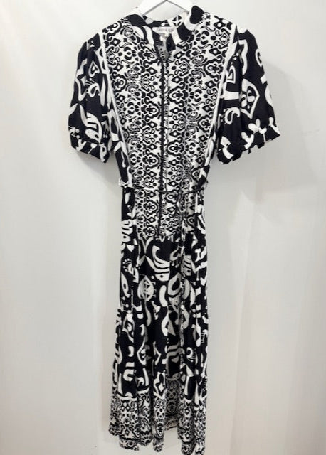 The Pink Door Black and White Printed Dress