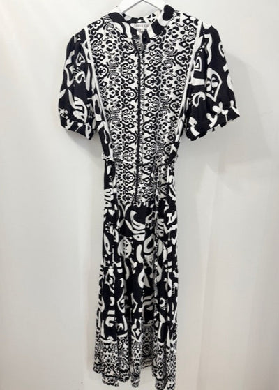 The Pink Door Black and White Printed Dress