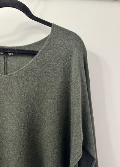 The Pink Door One Size V-Neck Sweater Army