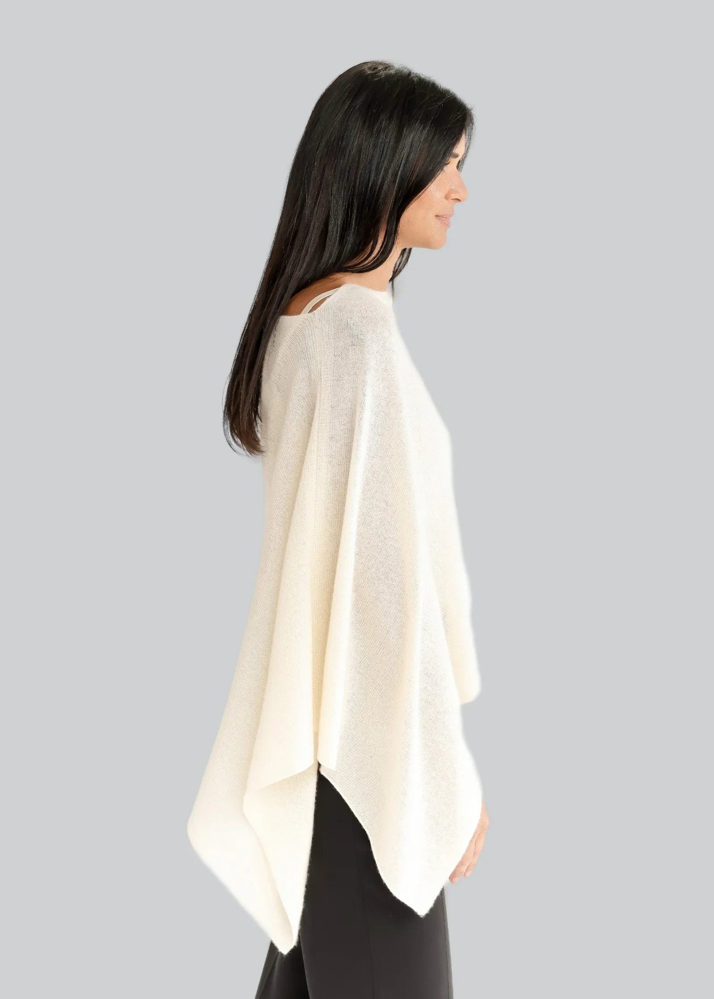 Alashan Cashmere Poncho White
