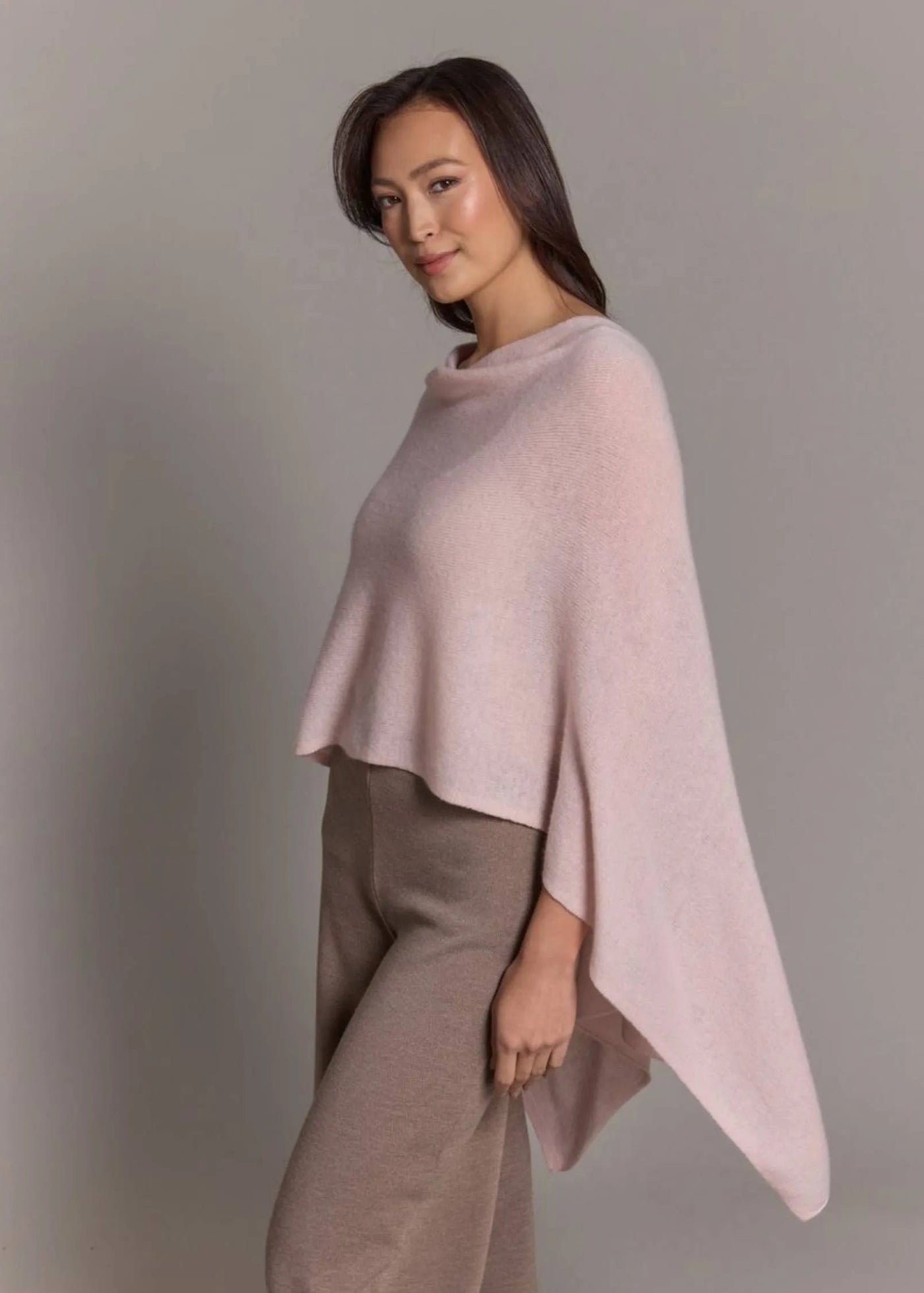Alashan Cashmere Poncho Lip Gloss