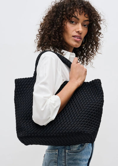 Sol & Selene Sky’s The Limit Medium Tote Black