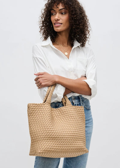 Sol & Selene Sky’s The Limit Medium Tote Nude
