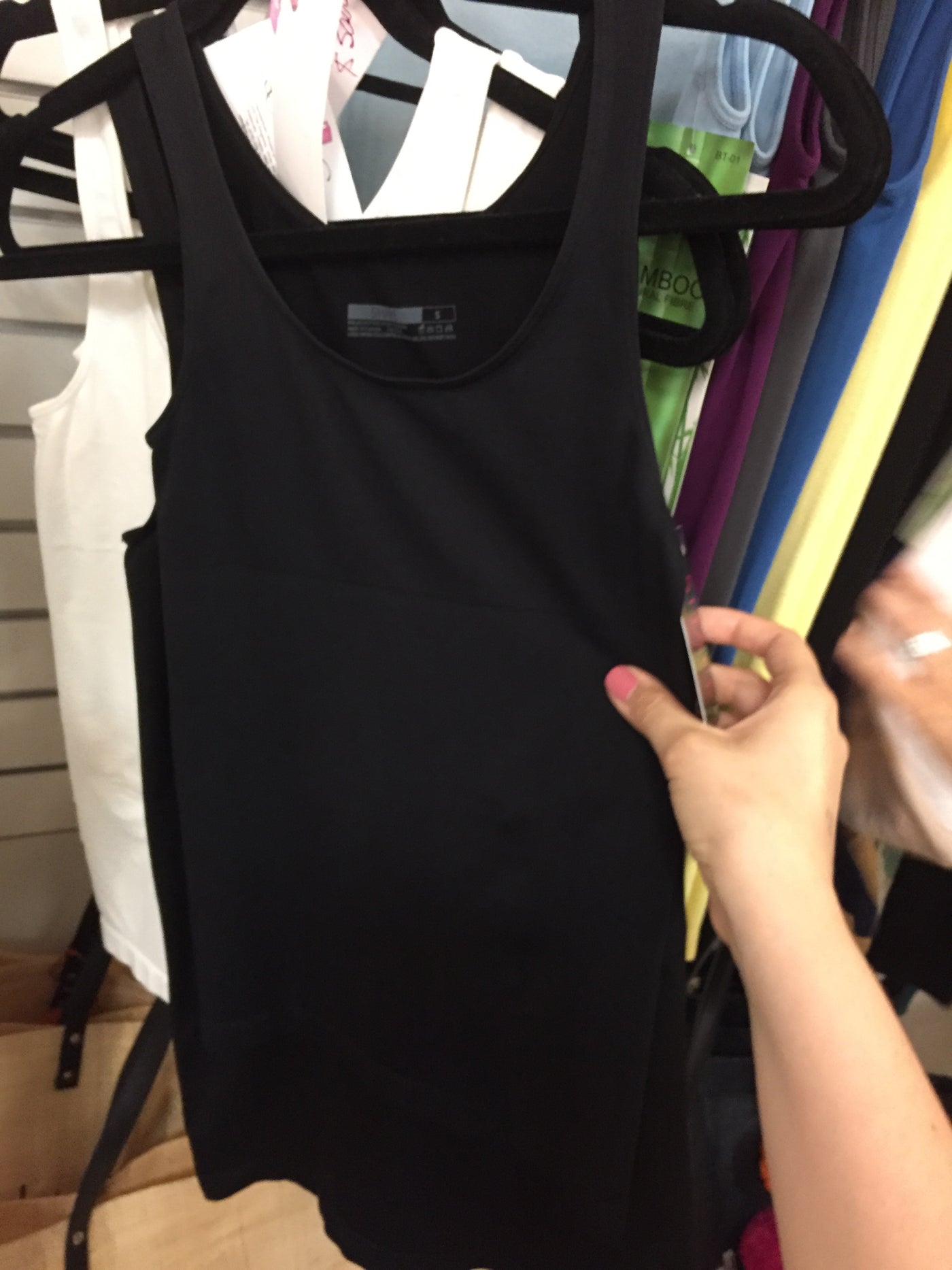 SHAPE tank Black