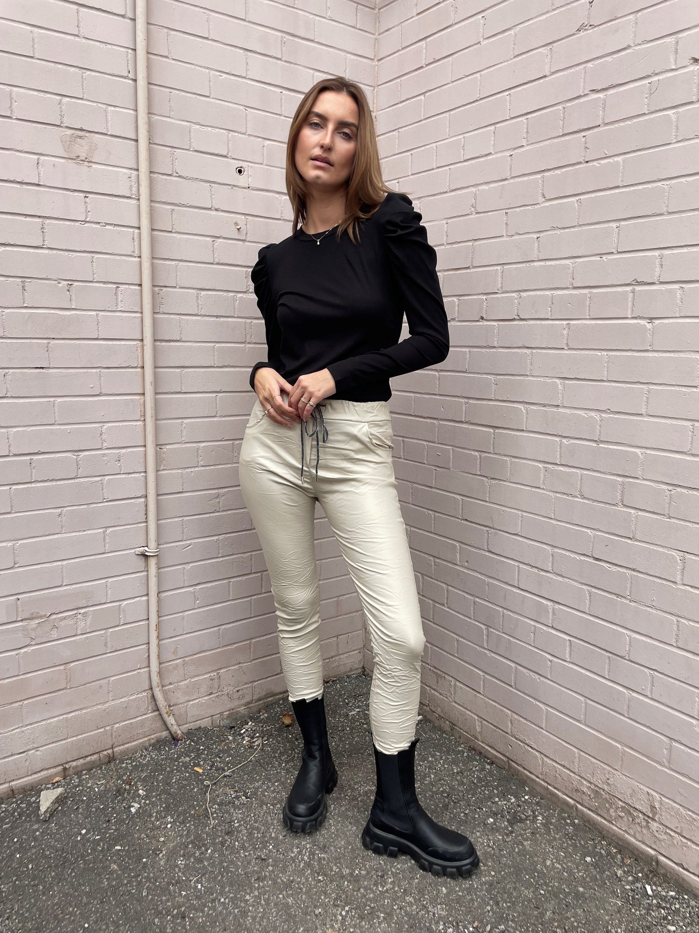 The Pink Door Black Puff Sleeve Ribbed L/S Top