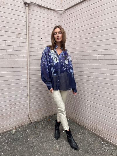 The Pink Door Lavender Floral Top