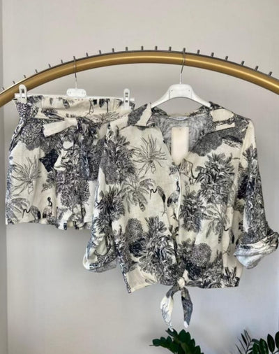 The Pink Door Toile Linen Print Short - Black