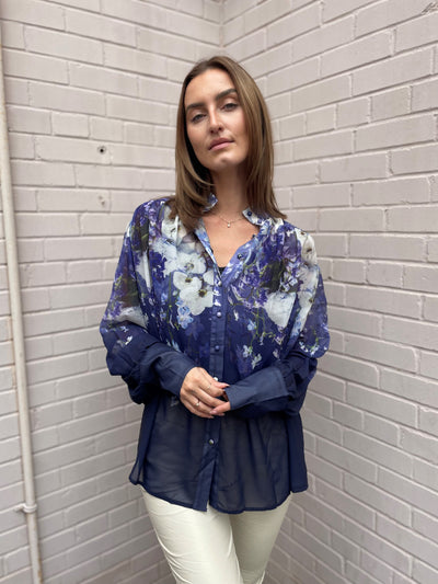 The Pink Door Lavender Floral Top