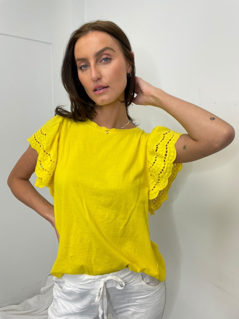 MINI Crochet Sleeves T-shirt - Yellow