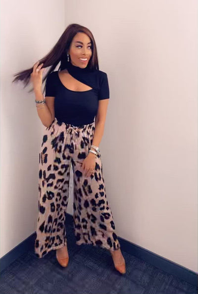 Venti Wide Leg Satin Leopard Print Pant