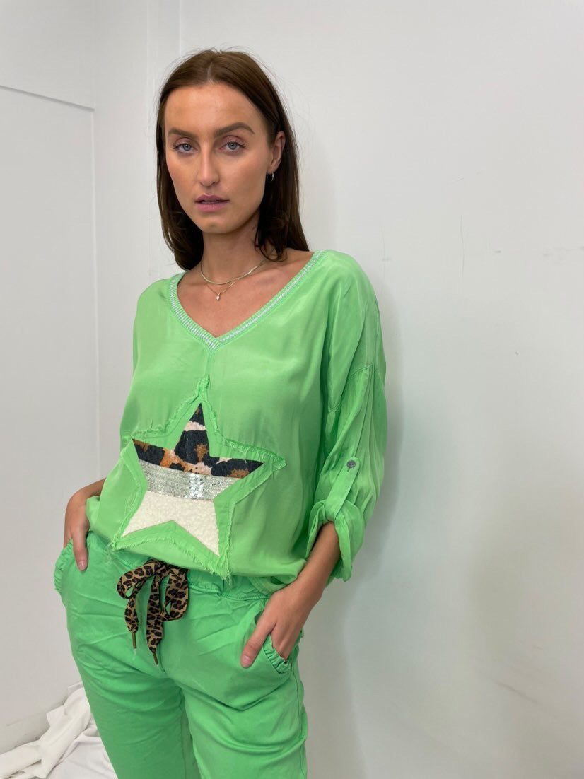 MINI V-neck Long Sleeve Star Top - Green