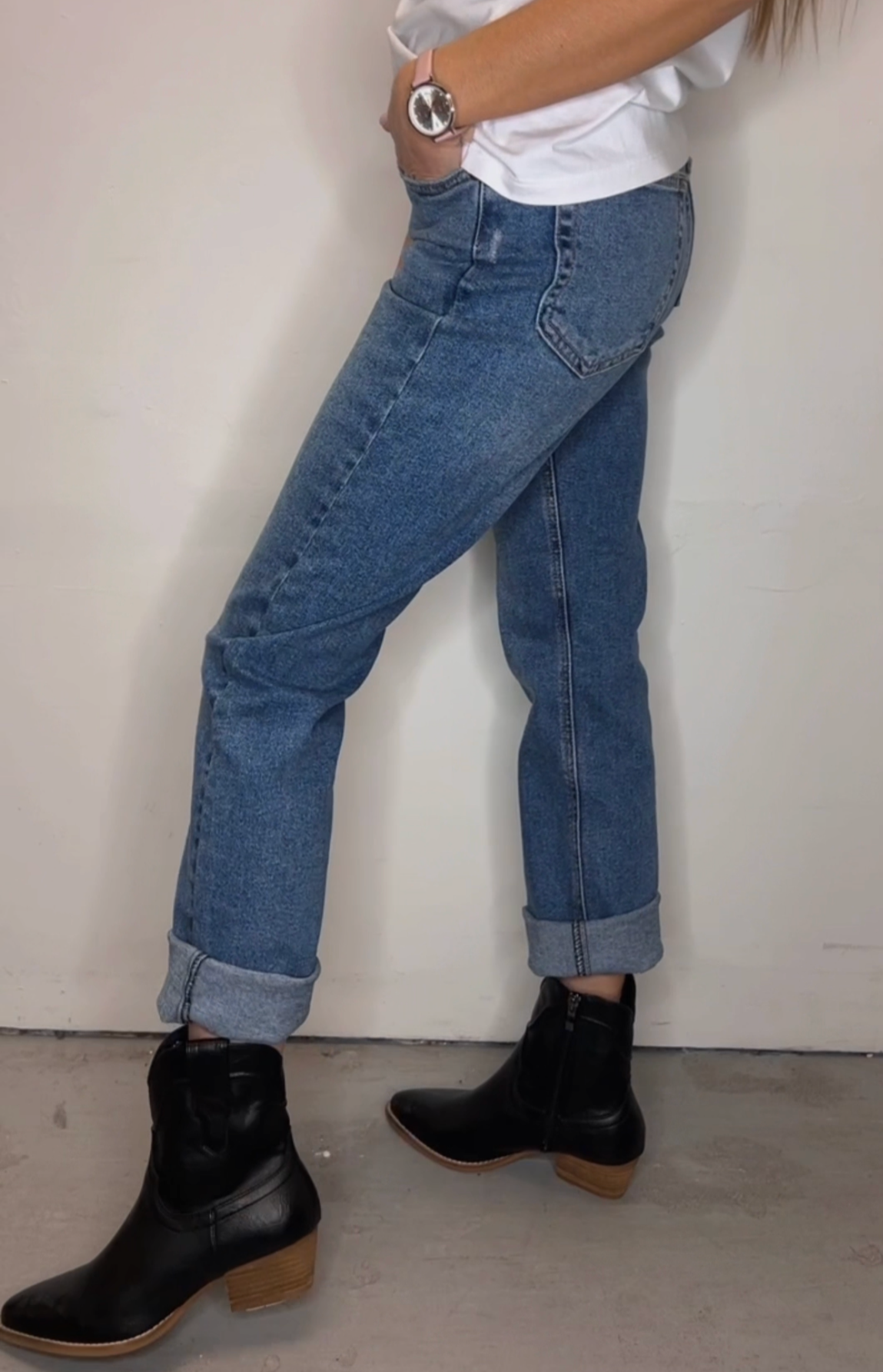 JBD Medium Wash Cropped Straight Leg Denim