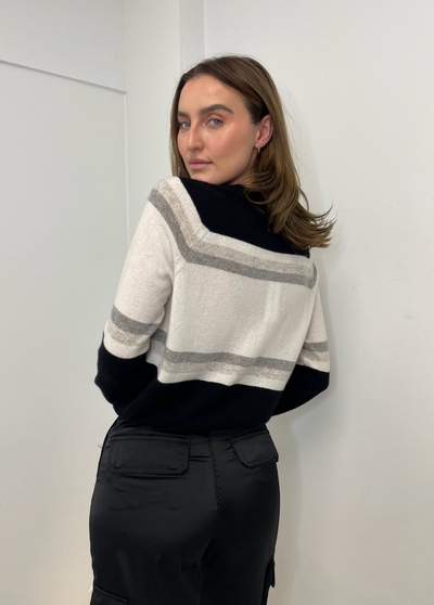 White + Warren Cashmere “Apres” Crewneck - Black