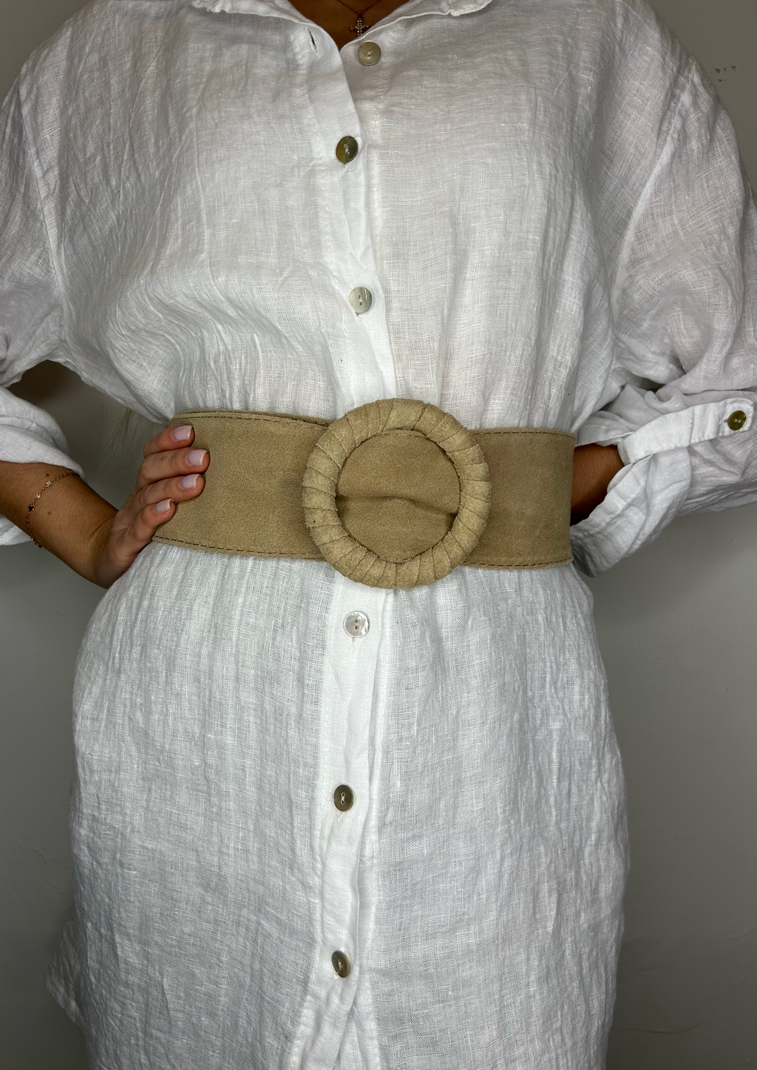 The Pink Door Suede Belt - Taupe