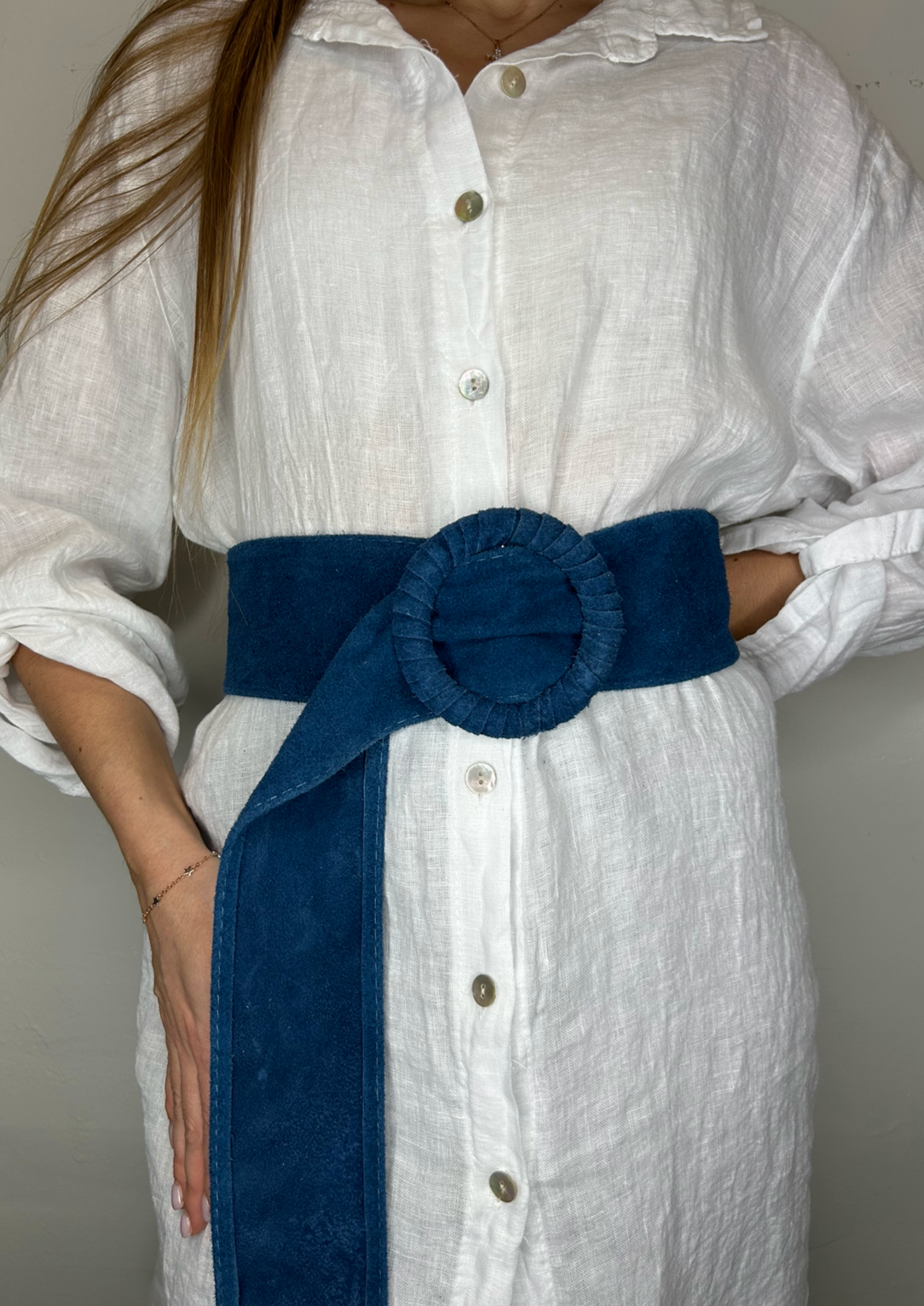 The Pink Door Suede Belt - Blue