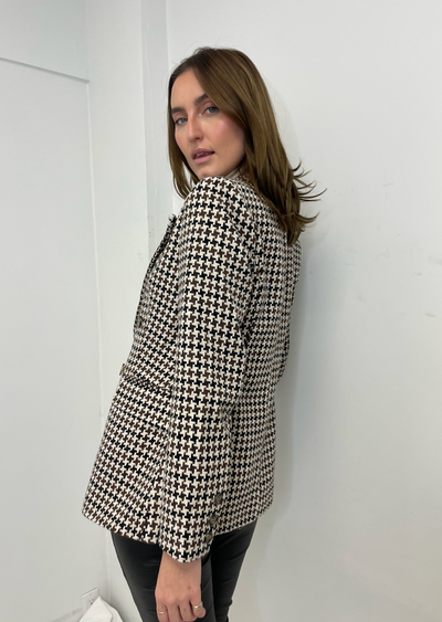 The Pink Door Brown & Black Houndstooth Blazer