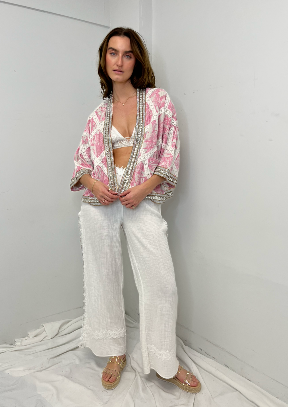 Las Noches Ibiza Print Rhinestone Kimono - Pink