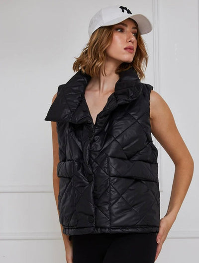 The Pink Door Black Puffer Vest w/ Front Pocket