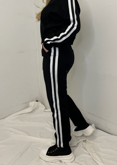 The Pink Door Jogger w Black/White Stripe