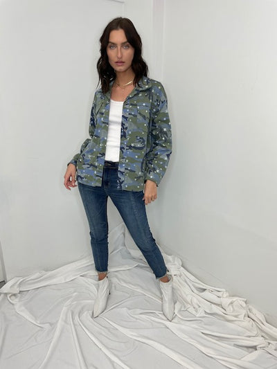 Venti Oversized Camo Shirt w Star Detail