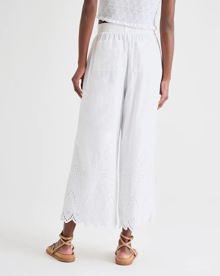 Splendid Eyelet Cropped Pants - White