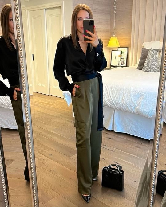 NONCHALANT Thorne Black Silky Top
